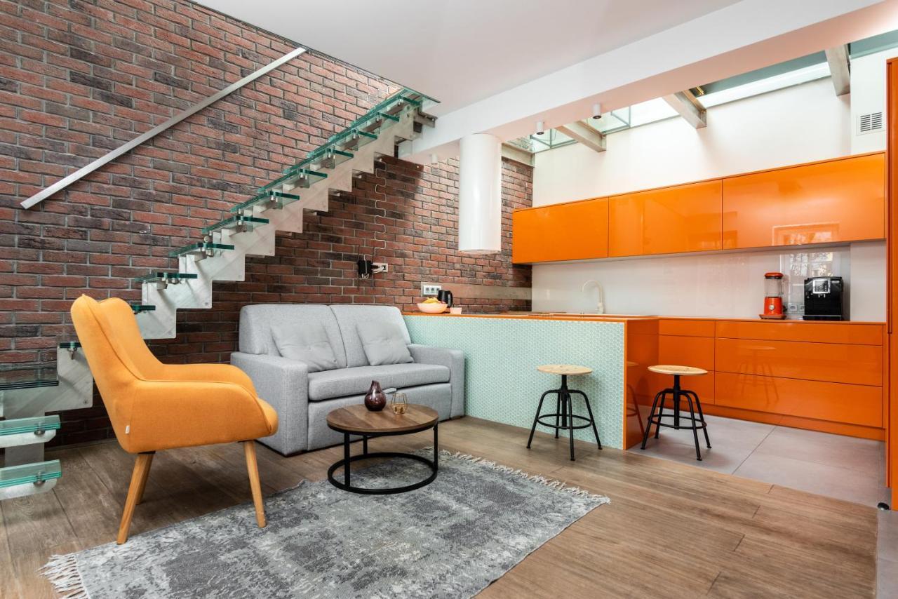 Dwupoziomowy Apartament Na Starym Podgorzu - By Upstairs Krakow Luaran gambar